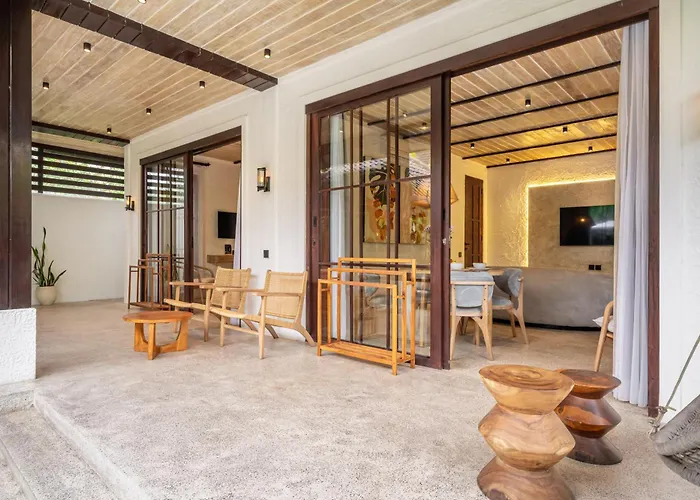 Putri Salju By Evdekimi - Garden Retreat With Pool, Swings & Outdoor Lounge *
