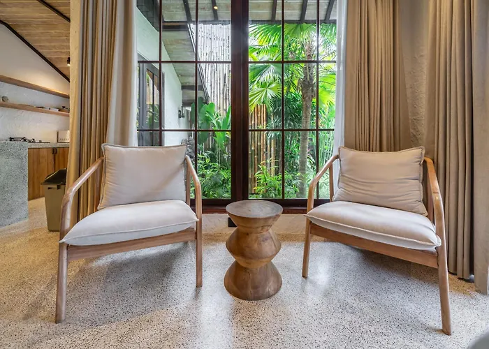 Villa Putri Salju By Evdekimi - Garden Retreat With Pool, Swings & Outdoor Lounge Ubud