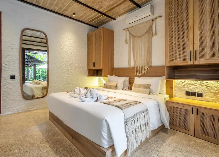 Putri Salju By Evdekimi - Garden Retreat With Pool, Swings & Outdoor Lounge ヴィラ