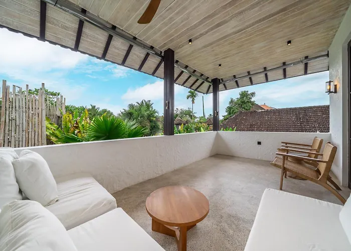 Villa Putri Salju By Evdekimi - Garden Retreat With Pool, Swings & Outdoor Lounge Ubud