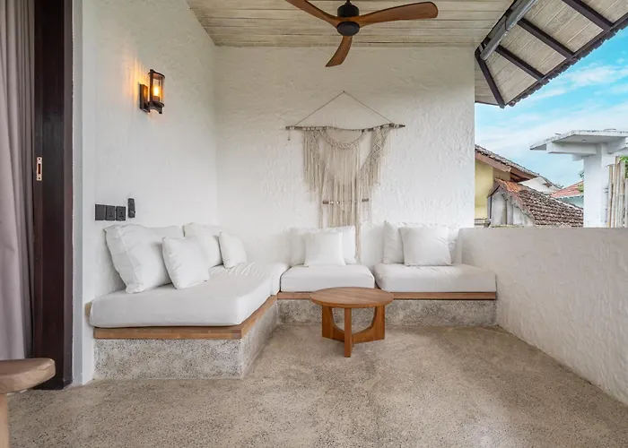 Villa Putri Salju By Evdekimi - Garden Retreat With Pool, Swings & Outdoor Lounge Ubud