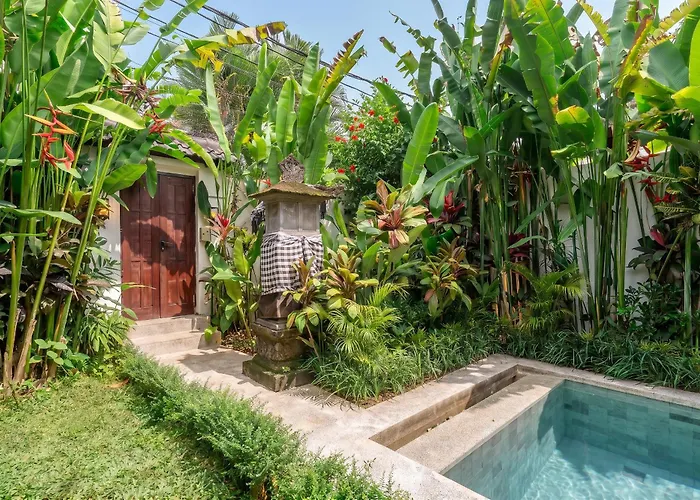 Putri Salju By Evdekimi - Garden Retreat With Pool, Swings & Outdoor Lounge Villa *