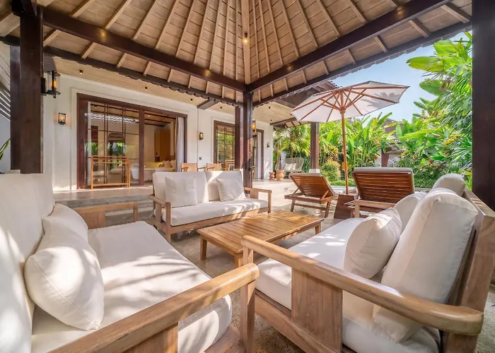 Putri Salju By Evdekimi - Garden Retreat With Pool, Swings & Outdoor Lounge