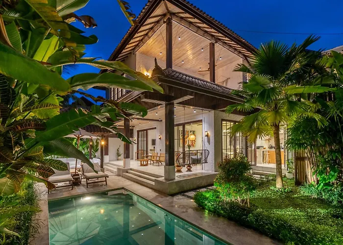 Putri Salju By Evdekimi - Garden Retreat With Pool, Swings & Outdoor Lounge *